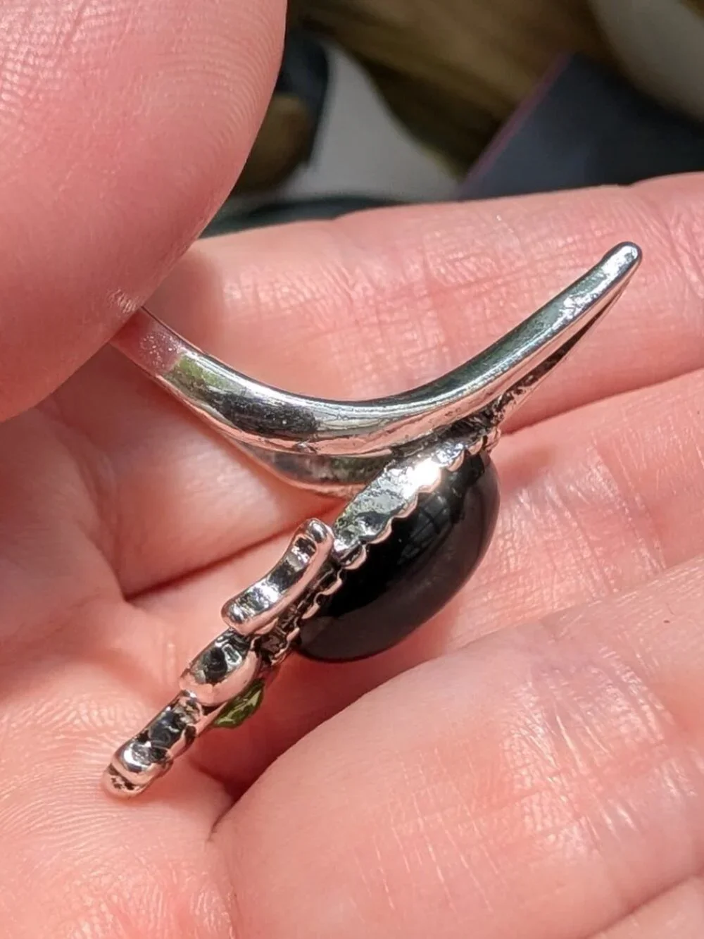 Retro Celestial Silver Tone Ring w/ Faux Onyx, Rhinestone & Moon Details, Size 7